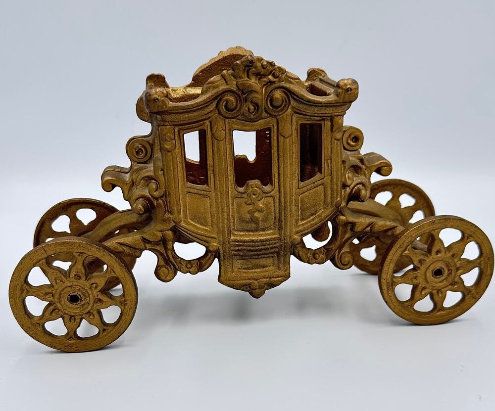 Vintage Cast Iron Art Cinderella Carriage Coach No. 239 JM Candle Holder Decor
